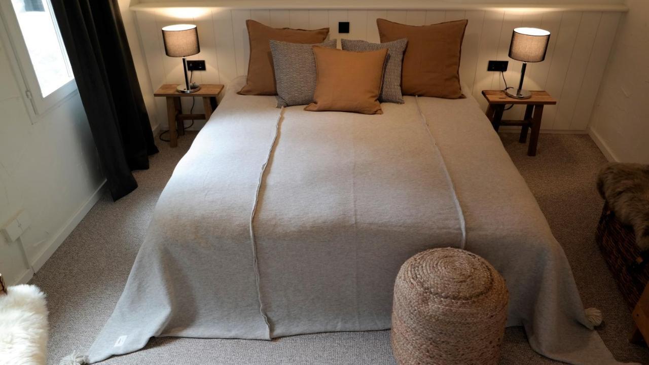 Holiday House Burgblick1 With Terrace - Vosproperties Моншау Екстериор снимка