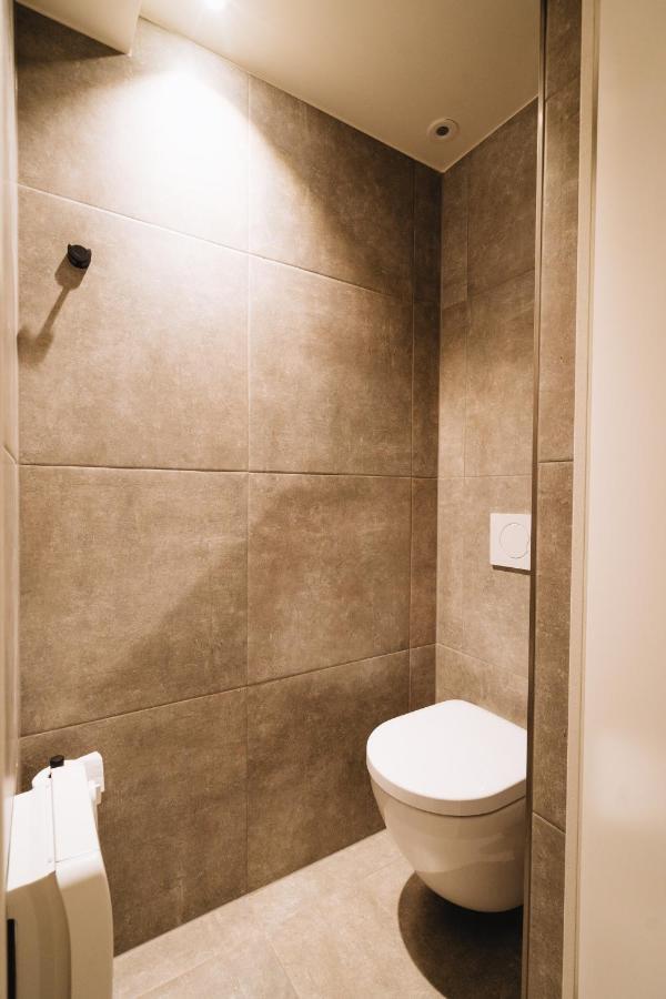 Holiday House Burgblick1 With Terrace - Vosproperties Моншау Екстериор снимка